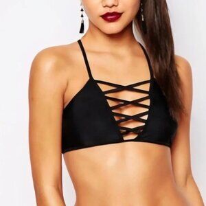 Victoria's Secret L Strappy Sports Bra - Black